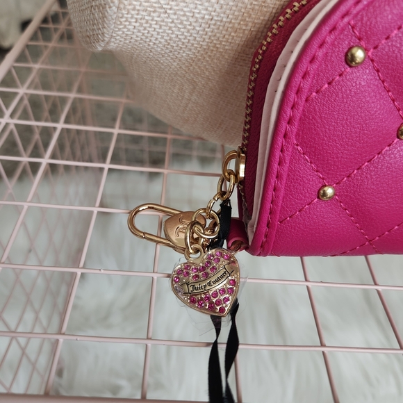 Juicy Couture Pink Quilted Card Holder - Picture 2 of 5